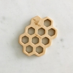 Lullalove Mydelniczka - podstawka z drewna Hello Honey